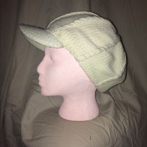 Cream newsy cap knit hat